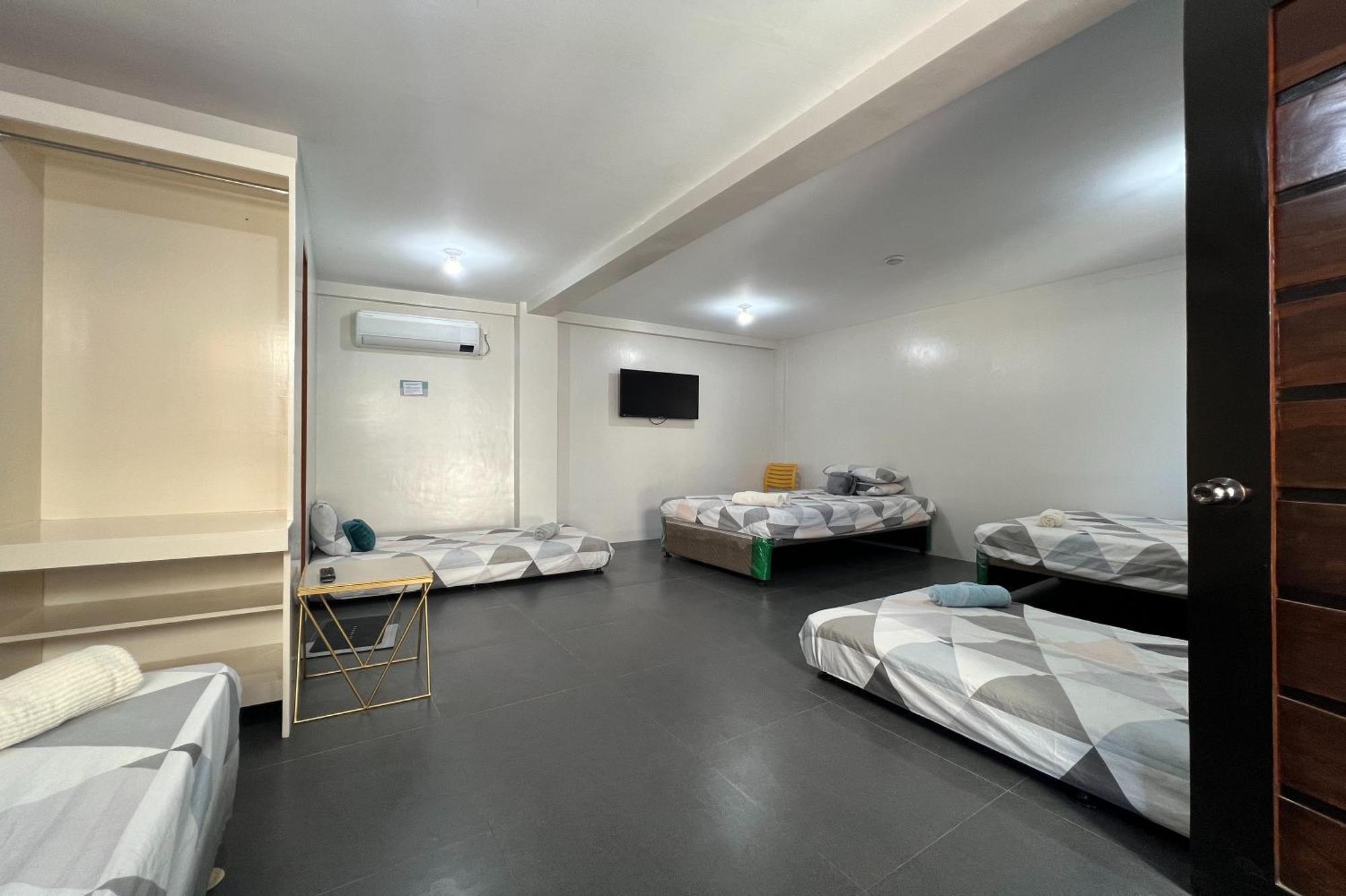 Happy Grey Hotel ויגאן מראה חיצוני תמונה