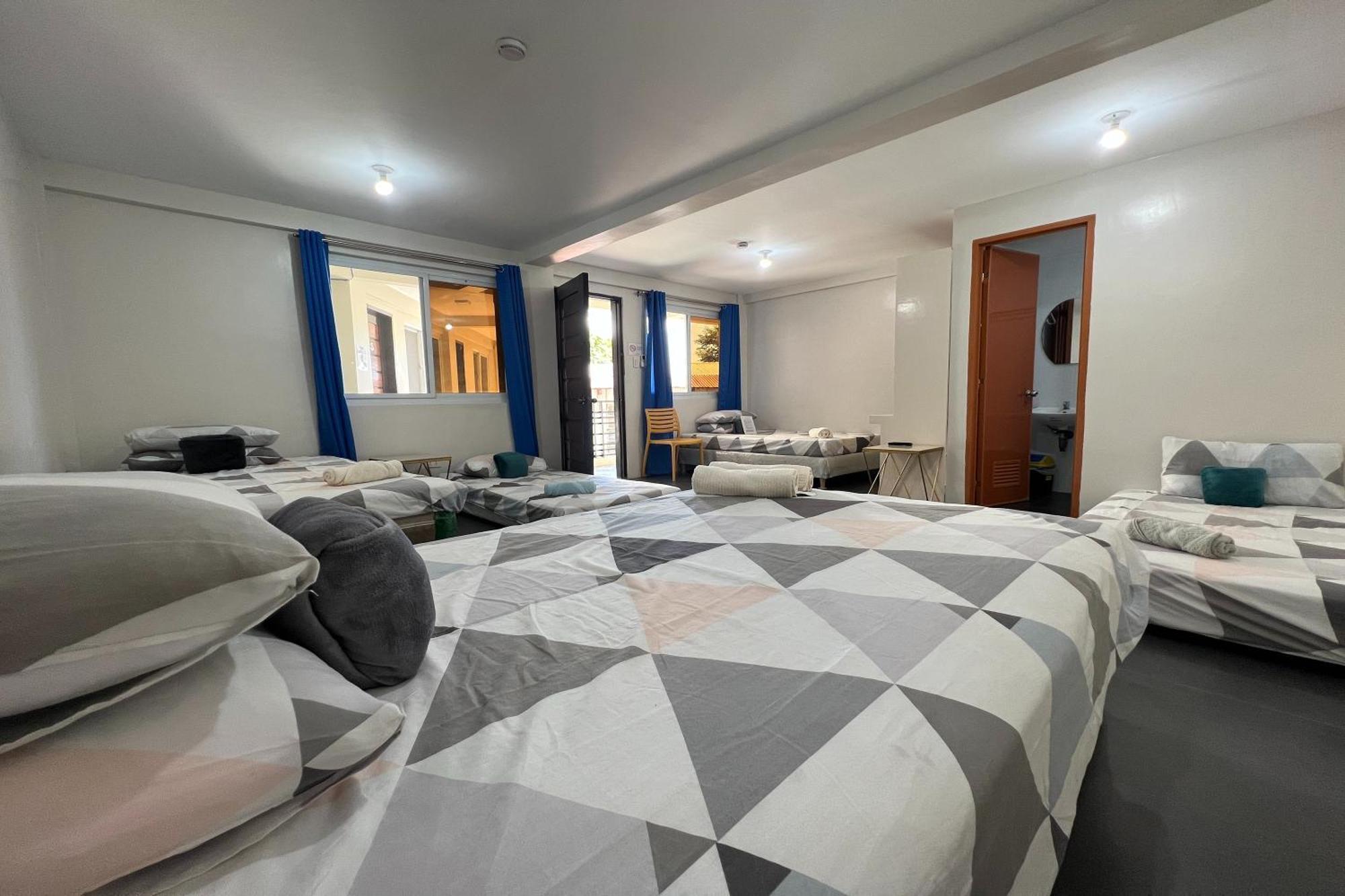Happy Grey Hotel ויגאן מראה חיצוני תמונה