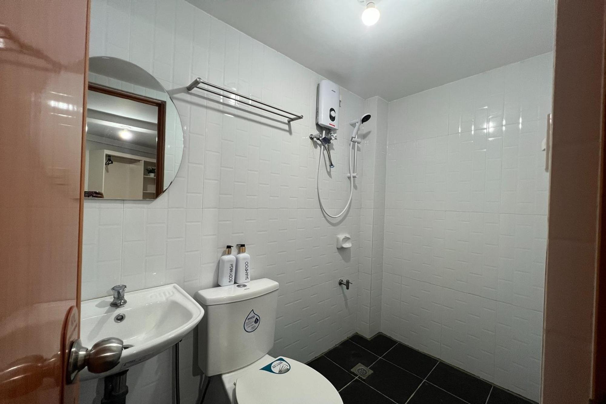 Happy Grey Hotel ויגאן מראה חיצוני תמונה